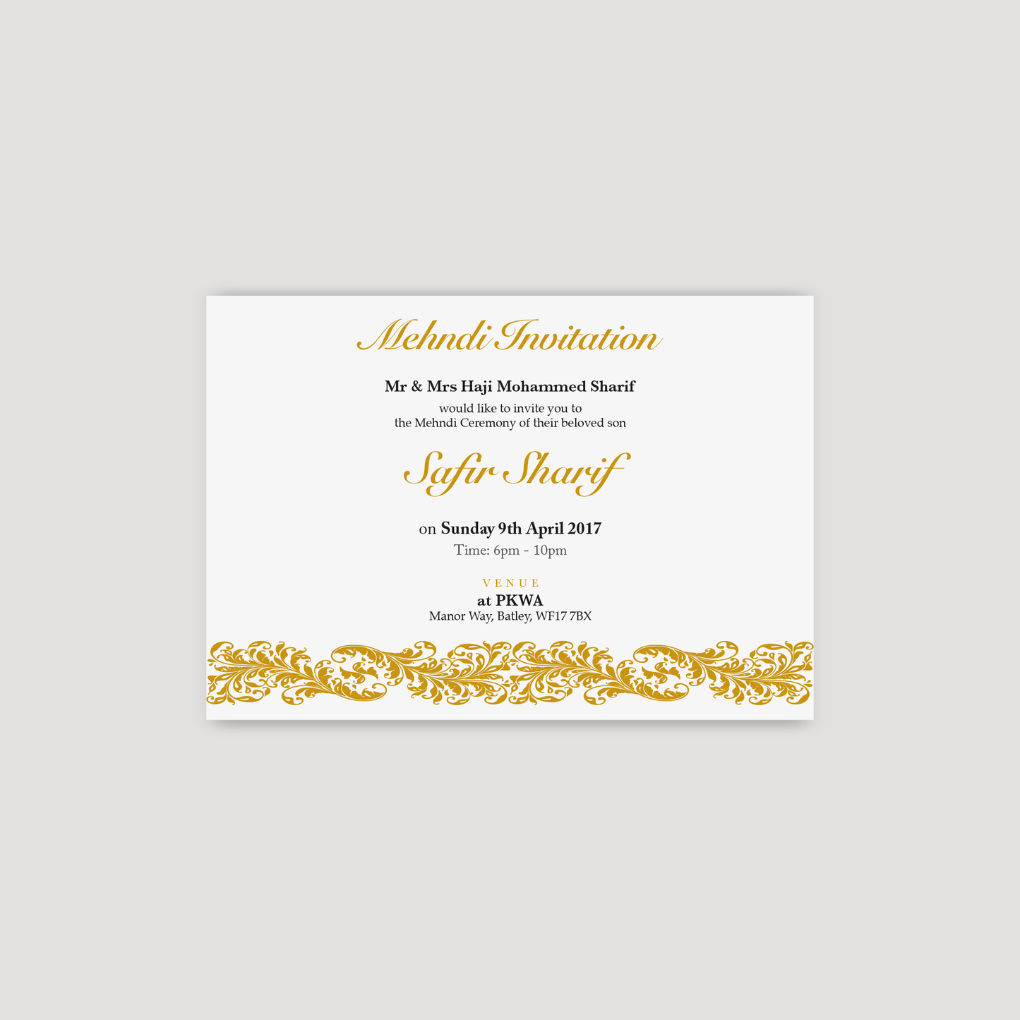 Folded Wedding Invitation (Gold Circle)